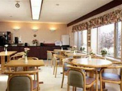Travelodge By Wyndham Owen Sound On Restaurant bilde